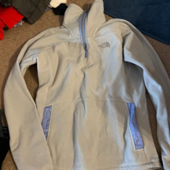North face small grey blouse - Picture 3 of 6